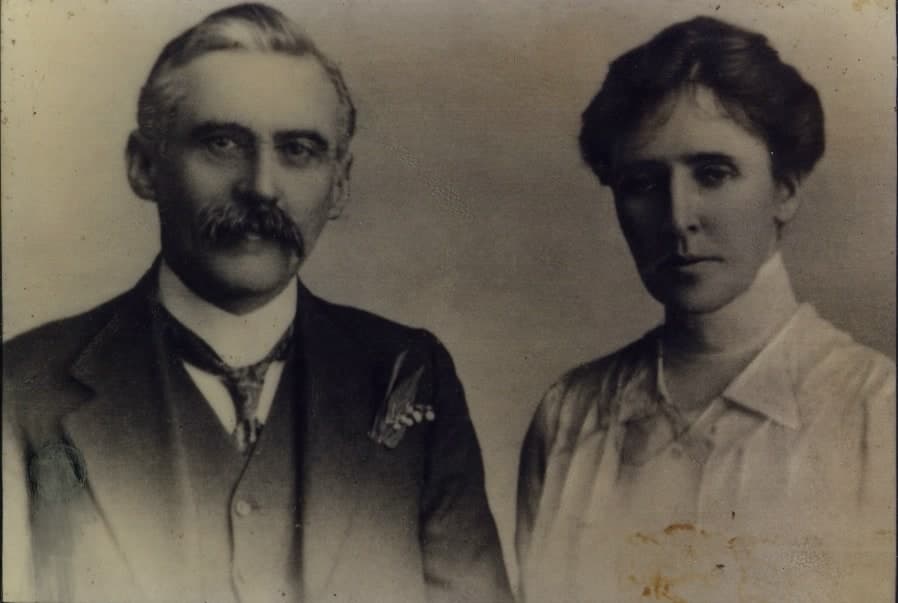 Dr Peter Fraser